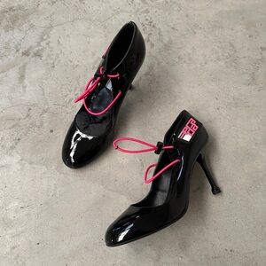 Prada 2018 black patent leather pink mary Jane pull cord heels NEW 39 logo round